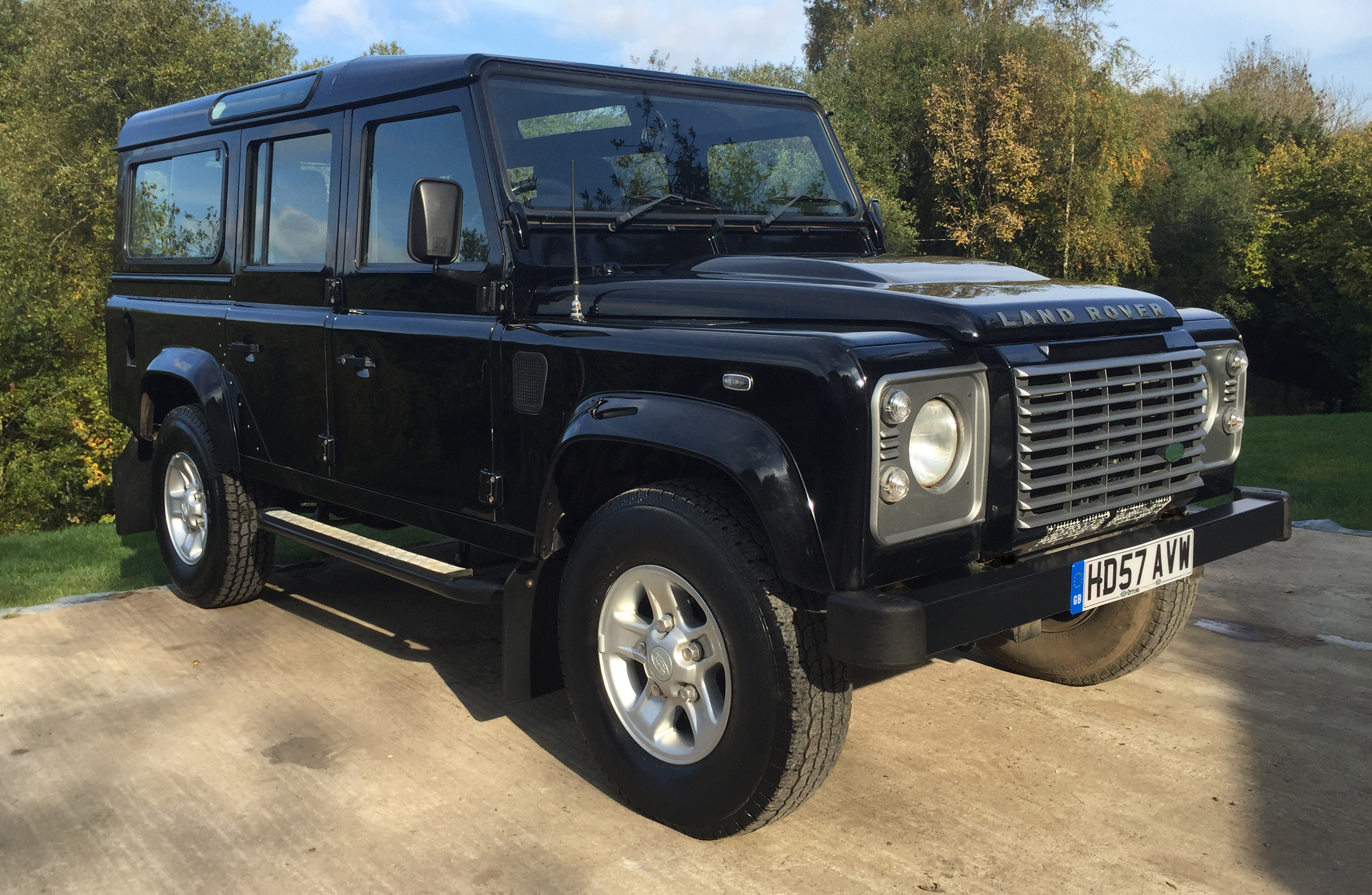 LANDROVER DEFENDER 110 XS 7 SEAT STATION WAGON Candys4x4