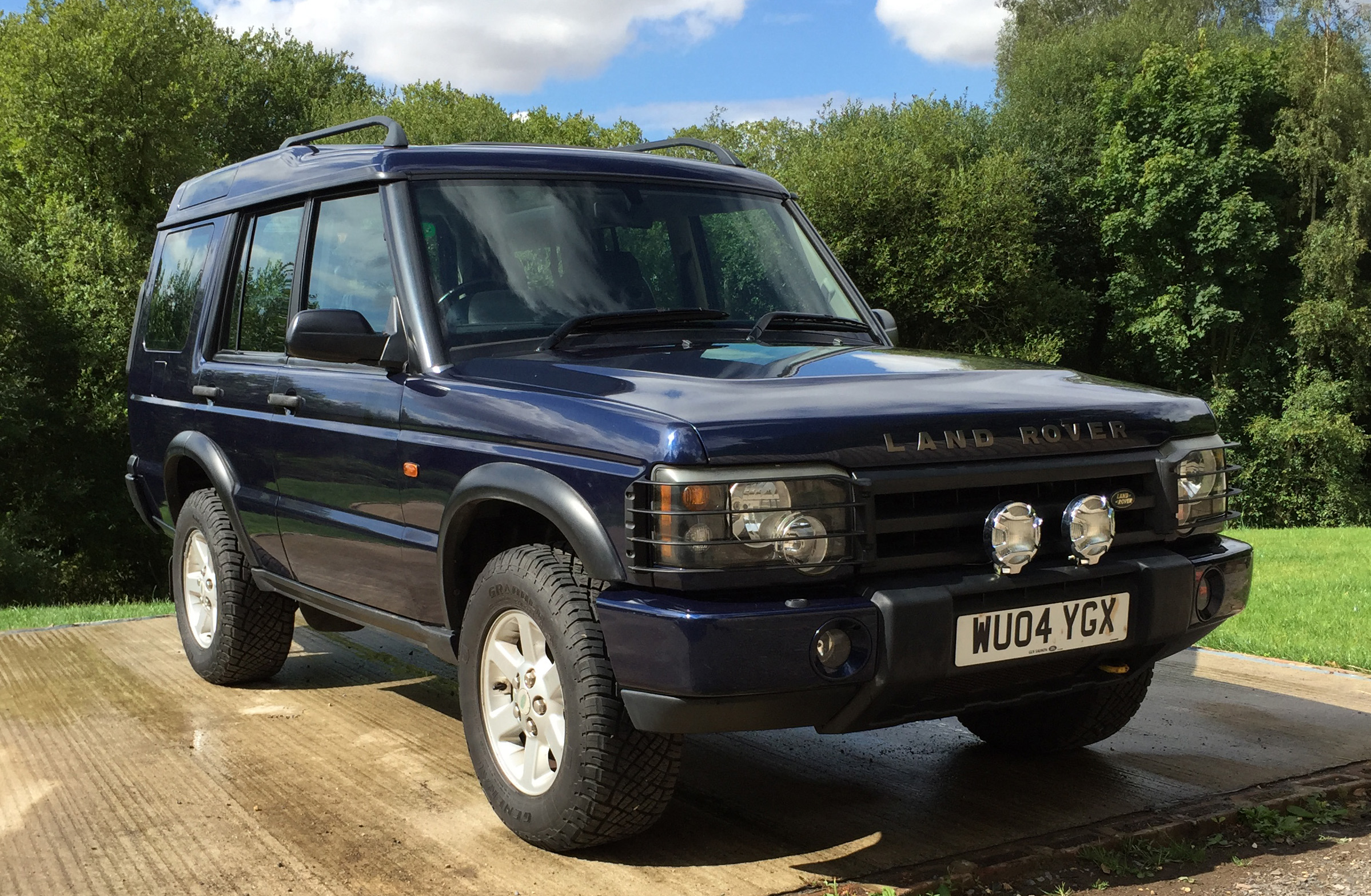 LAND ROVER DISCOVERY 2 TD5 GS AUTO Candys4x4 Specialists in Landrover Landrover Servicing