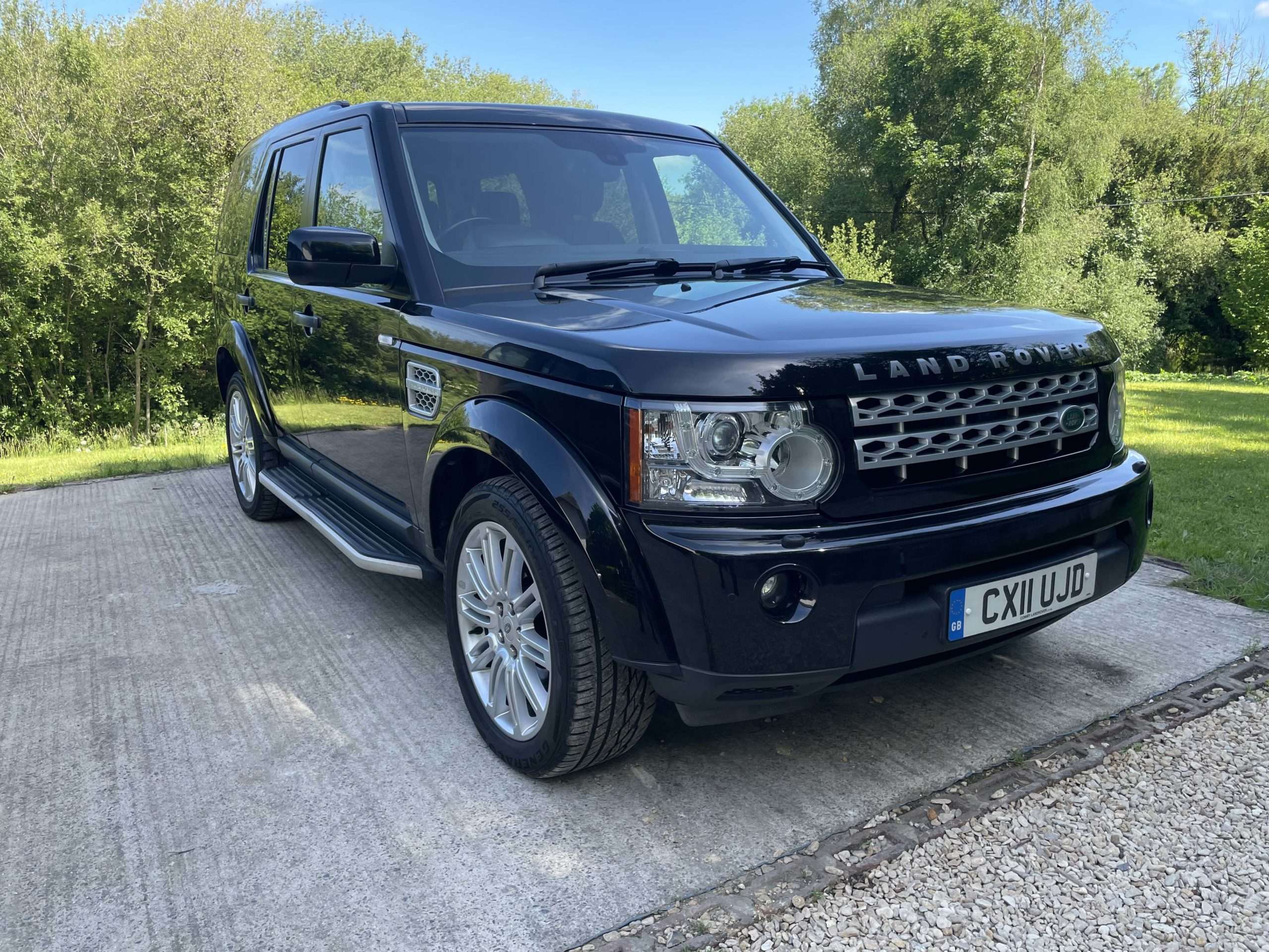 LAND ROVER DISCOVERY SDV6 HSE Candys4x4 Specialists in Landrover